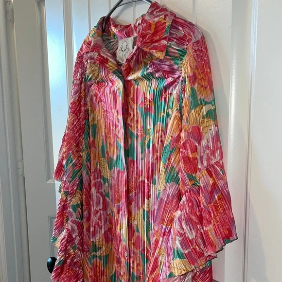 Fantastic Fawn Floral Poncho/Top/Mini Dress -Size Small - Picture 6 of 8